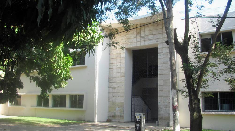 Entrada Escuela de Fsica UASD